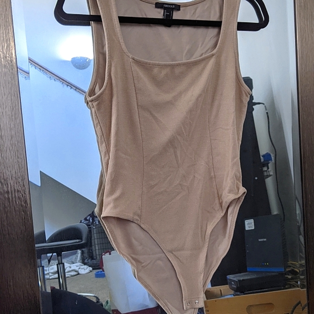 Nude bodysuit